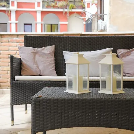 A Gem In The كالياري